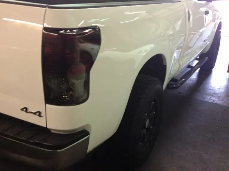 White Toyota Tundra 4x4 with smoked tail-light tint